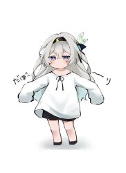 1girl black_shorts blush chibi closed_mouth dot_mouth firefly_(honkai:_star_rail) gradient_hair green_pupils grey_hair hair_between_eyes hair_intakes hair_ornament hair_ribbon highres honkai:_star_rail honkai_(series) long_hair memi_58 multicolored_hair oversized_clothes ribbon shirt shorts simple_background solo very_long_sleeves white_background white_shirt