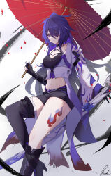 1girl absurdres acheron_(honkai:_star_rail) armor asymmetrical_legwear black_choker black_footwear black_gloves black_shorts breasts chain chain_around_arm choker cleavage coat coattails criss-cross_halter eyes_visible_through_hair foot_out_of_frame gloves hair_over_one_eye halterneck highres holding holding_sheath holding_umbrella honkai:_star_rail honkai_(series) katana leg_tattoo looking_at_viewer midriff multicolored_hair navel oil-paper_umbrella pisuke_(user_kcmh2774) purple_eyes purple_hair scabbard sheath shorts shoulder_armor signature solo streaked_hair sword tattoo thighs umbrella weapon white_coat
