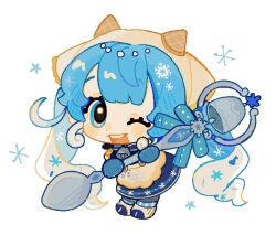 1girl apron bell blue_eyes blue_gloves blue_hair blush chibi dress eyelashes full_body gloves hair_ornament hatsune_miku highres holding holding_spoon long_hair looking_at_viewer makeup neck_bell nose_blush one_eye_closed open_mouth rouge_(makeup) shoes sidelocks snowflake_hair_ornament snowflakes spoon standing suuroku teeth upper_teeth_only very_long_hair vocaloid white_background yuki_miku