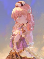 1girl artist_name atelier_(series) atelier_escha_&amp;_logy bracelet braid crown_braid escha_malier from_side gold_bracelet green_eyes hair_ornament hand_in_own_hair hat highres jewelry long_hair looking_ahead mini_hat neema_(oneemasan) pink_hair short_twintails solo twintails