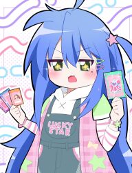 1girl ben-day_dots blue_hair blush bow bracelet card commentary_request denim_apron four-pointed_star gingham_vest green_eyes green_star hair_ornament happy highres hood hoodie izumi_konata jewelry long_hair lucky_star open_mouth pink_star pink_vest raglan_sleeves screentones shining star_(symbol) star_bracelet star_hair_ornament striped_sleeves takakuma_koiru vest white_background white_hoodie x yellow_bow