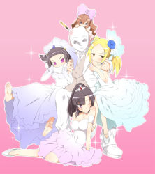 1boy 4girls aoyama_mio barefoot dress highres kami_nomi_zo_shiru_sekai lune_(kaminomi) multiple_girls uemoto_sumire vulcanus_(kaminomi) wedding_dress yuto_(dialique)
