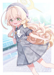 1girl :d beret blonde_hair blue_archive blurry blurry_background bow commentary_request depth_of_field dress dutch_angle green_eyes grey_dress grey_hat grey_sailor_collar hair_between_eyes hair_intakes halo hand_up harada_(sansei_rain) hat highres index_finger_raised long_hair looking_at_viewer open_mouth plaid_clothes plaid_dress plaid_hat pleated_dress professor_niyaniya_(blue_archive) sailor_collar sailor_dress short_sleeves smile solo very_long_hair white_bow