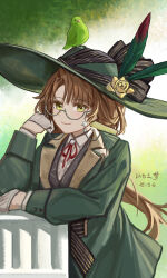 1girl absurdres animal animal_on_head artist_name bird bird_on_head breasts brown_hair cleavage collared_shirt dated eyewear_strap feathers flower glasses gloves green_background green_bird green_eyes green_feathers green_hat green_jacket hand_on_railing hand_up hat hat_feather hat_flower head_rest highres jacket kakania_(reverse:1999) long_hair looking_at_viewer low_ponytail neck_ribbon on_head picture_hat ponytail red_ribbon reverse:1999 ribbon round_eyewear shirt signature smile solo upper_body white_gloves white_shirt yellow_flower yitai_zhi_meng