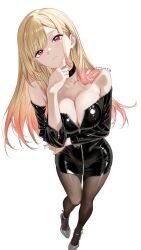 1girl barbell_piercing bare_shoulders black_choker black_dress blonde_hair breasts choker cleavage closed_mouth dress ear_piercing earrings female_focus gyaru hand_on_own_chin high_heels highres industrial_piercing jewelry kitagawa_marin latex latex_dress long_hair pantyhose piercing pink_nails red_eyes shoes simple_background solo sono_bisque_doll_wa_koi_wo_suru twitter_username white_background xiao_yun_zi_jiang zipper zipper_dress
