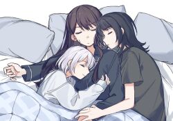 3girls bang_dream! bang_dream!_it&#039;s_mygo!!!!! black_hair black_shirt blush brown_hair closed_eyes closed_mouth cuddling highres jenjen long_hair long_sleeves medium_hair multiple_girls parted_lips pillow shiina_taki shirt short_sleeves simple_background sleeping sweatdrop under_covers white_background white_hair white_shirt yahata_umiri yuri