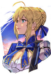 1girl ahoge artoria_pendragon_(fate) blonde_hair blue_ribbon breasts cleavage cleavage_cutout clothing_cutout fate/stay_night fate/unlimited_blade_works fate_(series) female_focus green_eyes hair_bun hair_ornament honkai:_star_rail honkai_(series) hungry_clicker lips medium_breasts official_alternate_costume parted_lips ribbon saber_(fate) saber_(honkai:_star_rail)_(fate) simple_background sky upper_body