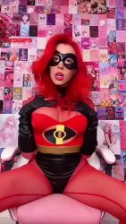1girl animated bad_tag breasts completely_nude cosplay elastigirl female female_focus nipples nude pussy small_breasts solo tagme the_incredibles video zoey_di_giacomo