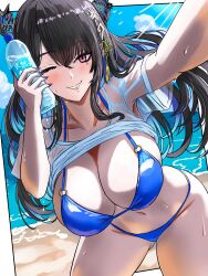 1girl ;) absurdres asymmetrical_horns beach bikini black_hair blue_bikini blue_hair blue_sky border bottle bottle_to_cheek breasts cleavage collarbone colored_inner_hair crystal_horns day demon_horns flower highres holding holding_bottle hololive hololive_english horn_flower horns kurenai_kenta large_breasts long_hair looking_at_viewer mole mole_under_eye multicolored_hair navel nerissa_ravencroft ocean one_eye_closed outdoors outside_border plastic_bottle red_eyes shirt sky smile solo string_bikini sweat swimsuit two-tone_hair uneven_horns very_long_hair virtual_youtuber water water_bottle white_border