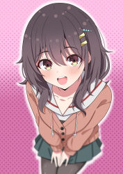 1girl absurdres black_hair black_pantyhose blurry blush brown_eyes cardigan commentary_request green_skirt hibi_wa_sugiredo_meshi_umashi highres hood hoodie hosinonana kawai_mako leaning_forward looking_at_viewer multiple_hair_clips open_mouth pantyhose pink_background pink_cardigan pleated_skirt polka_dot polka_dot_background skirt smile white_hoodie