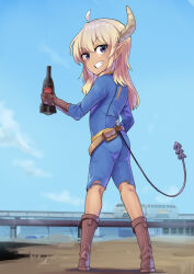 1girl ahoge ass black_eyes blonde_hair blue_jumpsuit blue_sky boots bottle brown_boots brown_gloves brown_horns cloud commentary_request day demon_girl demon_horns fallout fallout_4 fuka_(kantoku) full_body gloves grin highres holding holding_bottle horns jumpsuit kneepits lilith_(machikado_mazoku) long_hair looking_at_viewer looking_back machikado_mazoku nuka_cola outdoors pointy_ears sky smile solo standing torn_clothes torn_jumpsuit train v-shaped_eyebrows vault_suit