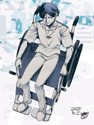 1boy blue_theme closed_mouth commentary_request dated from_above full_body hair_between_eyes highres jewelry looking_at_viewer male_focus meguriya_ayumu mirumiru monochrome necklace pants shirt shoes short_hair signature smile solo toshi_densetsu_kaitai_center triangle_necklace wheelchair