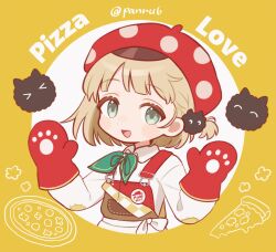 1boy :d aqua_neckerchief beret blonde_hair blue_eyes carbuncle_(reverse:1999) collared_shirt creature english_text ezra_theodore food hands_up hat highres looking_at_viewer male_focus mittens neckerchief official_alternate_costume open_mouth overalls panri pizza pizza_hut pizza_slice polka_dot_headwear red_hat red_mittens reverse:1999 shirt smile solo twitter_username upper_body white_shirt yellow_background