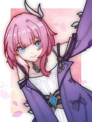 1girl artist_name blue_eyes border breasts chinese_commentary coat commentary_request cyrene_(honkai:_star_rail) hair_ornament highres honkai:_star_rail honkai_(series) jewelry lin5801431 looking_at_viewer medium_hair necklace pink_background pink_hair purple_coat small_breasts smile solo white_border white_hair