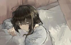 1girl absurdres ahoge bed black_hair brown_hair closed_mouth curtains head_on_pillow highres hugging_object indoors long_hair long_sleeves lying mansui_(the_hungry_lamb) mole mole_under_eye on_stomach one_eye_closed pillow pillow_hug shirt solo the_hungry_lamb:_traveling_in_the_late_ming_dynasty under_covers waking_up