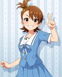 aqua_background aqua_ribbon aqua_shirt aqua_skirt bow brown_eyes brown_hair collarbone cowboy_shot futami_ami grin hair_ribbon hand_up idolmaster idolmaster_(classic) idolmaster_million_live! idolmaster_million_live!_theater_days looking_at_viewer official_art ribbon sailor_collar shirt short_hair side_ponytail skirt smile star_(symbol) w white_sailor_collar yellow_bow