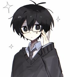 1boy adjusting_eyewear antenna_hair bespectacled black-framed_eyewear black_hair black_sweater bright_pupils chinese_commentary chromatic_aberration closed_mouth collared_shirt commentary_request double-parted_bangs expressionless fingernails frown glasses grey_necktie hair_between_eyes hand_up highres layered_sleeves long_sleeves male_focus mo42144 necktie omori pale_skin puffy_long_sleeves puffy_sleeves rectangular_eyewear shirt short_hair simple_background solo sparkle sunny_(omori) sweater teardrop-framed_glasses v-neck white_background white_pupils white_shirt