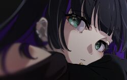 1girl barbell_piercing black_dress black_hair blurry bocchi_the_rock! clothing_cutout colored_inner_hair commentary_request depth_of_field dress ear_piercing earclip expressionless goth_fashion green_eyes highres hime_cut industrial_piercing labret_piercing lip_piercing mouth_piercing multicolored_hair oyaji_hime pa-san piercing portrait shoulder_cutout solo
