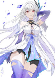 1girl armpits bare_shoulders black_shorts breasts commentary cowboy_shot dress elbow_gloves genshin_impact gloves hair_ornament highres large_breasts long_hair looking_at_viewer oiro_ik parted_lips purple_gloves purple_thighhighs red_eyes shorts signature simple_background skirk_(genshin_impact) solo thighhighs thighs very_long_hair white_background white_dress white_hair