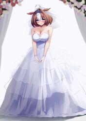 1girl ahoge alternate_costume animal_ears ao_komhur bare_shoulders blush breasts brown_hair cleavage closed_mouth commentary_request dress ears_down full_body gloves hair_between_eyes highres horse_ears horse_girl large_breasts looking_at_viewer meisho_doto_(umamusume) multicolored_hair purple_eyes see-through_clothes see-through_gloves short_hair simple_background smile solo strapless strapless_dress streaked_hair tiara umamusume veil wedding_dress white_background white_gloves white_hair