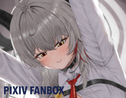 1girl adult_aongly alternate_eye_color black_choker black_horns black_tail chest_harness choker closed_mouth collared_shirt commentary cropped demon_tail from_below grey_hair harness highres horns indoors long_hair mole mole_under_eye multicolored_eyes multicolored_hair outstretched_arms paid_reward_available parted_lips red_eyes shirt smile solo streaked_hair sweat tail two-tone_eyes white_shirt wuthering_waves yellow_eyes zani_(wuthering_waves)