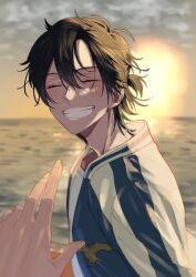 2boys 713haotititi ^_^ absurdres beach black_hair blue_jacket blurry blurry_background blush cheng_xiaoshi closed_eyes cloud cloudy_sky facing_viewer grin hair_between_eyes hand_up highres jacket long_sleeves male_focus multicolored_jacket multiple_boys ocean out_of_frame outdoors ponytail pov pov_hands shiguang_dailiren shirt short_hair short_ponytail sky smile solo_focus sun sunset teeth upper_body water white_shirt yellow_jacket