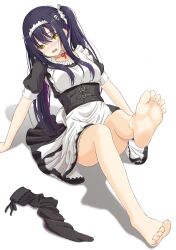 1girl apron arm_support barefoot black_corset black_dress black_hair blush bone_hair_ornament commentary corset dress feet foot_focus frilled_apron frills full_body hair_ornament hair_ribbon highres kushima_kamome leg_up legs long_hair looking_at_viewer maid maid_apron maid_headdress mochimugi_rice open_mouth ribbon short_sleeves simple_background sitting skull_and_crossbones socks soles solo summer_pockets toes unworn_socks white_apron white_background white_ribbon yellow_eyes