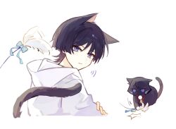 1boy alternate_costume animal_ears animalization black_cat black_hair blunt_ends bright_pupils cat cat_boy cat_ears cat_tail closed_mouth eyeliner eyeshadow feathers genshin_impact hand_on_own_arm highres hood hood_down hoodie huhu_norii looking_at_viewer looking_back makeup male_focus person_and_animalization pom_pom_(clothes) purple_eyes red_eyeliner red_eyeshadow scaramouche_(cat)_(genshin_impact) scaramouche_(genshin_impact) string tail tsurime white_background white_hood white_hoodie white_pupils yellow_feathers