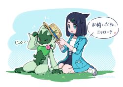 1girl :d absurdres black_hair black_shorts blue_eyes blue_jacket colored_inner_hair commentary_request cowlick floragato hair_ornament hairclip highres jacket liko_(pokemon) medium_hair multicolored_hair nintendo open_clothes open_jacket open_mouth pokemon pokemon_(anime) pokemon_(creature) pokemon_horizons shirt shoes shorts sitting smile socks speech_bubble swept_bangs three-quarter_sleeves translation_request twitter_username white_shirt white_shoes white_socks yibuzhai