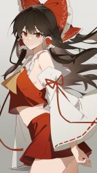 1girl ascot ass bare_shoulders bow breasts brown_hair closed_mouth collared_shirt commentary cowboy_shot crop_top detached_sleeves floating_hair frilled_bow frilled_hair_tubes frilled_shirt_collar frills gradient_background grey_background hair_bow hair_tubes hakurei_reimu highres long_hair long_sleeves looking_at_viewer midriff miniskirt nontraditional_miko red_bow red_eyes red_ribbon red_shirt red_skirt ribbon ribbon-trimmed_collar ribbon-trimmed_sleeves ribbon_trim shirt sideboob sidelocks simple_background skirt smile solo touhou white_sleeves wide_sleeves wind wuliwuli909 yellow_ascot