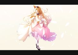 1girl azur_lane highres long_hair queen_elizabeth_(azur_lane) skirt suwakana tagme white_legwear