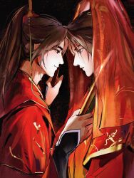 2boys black_background brown_hair chinese_clothes chinese_wedding chu_wanning erha_he_tadebai_mao_shizun from_side gold_trim gui_(e91617) high_ponytail highres honggaitou korean_commentary long_hair long_sleeves looking_at_another male_focus mo_ran multiple_boys ponytail red_robe robe smile veil wedding xiao_guan_(headdress) yaoi yunjian