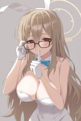 1girl absurdres akane_(blue_archive) akane_(bunny)_(blue_archive) bare_arms bare_shoulders blonde_hair blue_archive blue_bow blue_bowtie blush bow bowtie breasts brown_eyes cleavage detached_collar finger_to_mouth glasses gloves hair_between_eyes highres jei_(user_tckk7448) large_breasts leotard long_hair looking_at_viewer official_alternate_costume pantyhose shushing sidelocks smile solo strapless strapless_leotard white_gloves white_leotard white_pantyhose