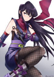 1girl arm_guards artist_name breasts closed_mouth fishnet_pantyhose fishnets highres holding holding_kunai holding_weapon japanese_clothes komi-san_wa_komyushou_desu komi_shouko kunai kutsuda_miru looking_at_viewer medium_breasts ninja pantyhose purple_eyes purple_hair purple_scarf reverse_grip scarf solo weapon