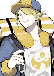 Rule 34 | 1boy, collarbone, commentary request, edamameko210, fur-trimmed sleeves, fur trim, ginkgo guild uniform, grin, hair over one eye, hat, highres, looking to the side, male focus, newsboy cap, nintendo, one eye covered, pokemon, pokemon legends: arceus, sideways glance, smile, solo, teeth, upper body, volo (pokemon), white background, yellow fur