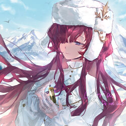 1girl blue_eyes blue_sky bottle commission cross_tie fishnet_gloves fishnets gloves hands_up hat highres holding holding_bottle long_hair mountain one_eye_covered outdoors red_hair reverse:1999 shirt simple_bird sky smile snow solo upper_body ushanka white_gloves white_hat white_shirt yenisei_(reverse:1999) yibenbuzhengjingchunzi