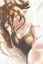 1girl absurdres animal_ears blue_hair breasts brown_hair cleavage collarbone extra_ears galleon_(granblue_fantasy) granblue_fantasy highres large_breasts long_bangs lying multicolored_hair on_bed on_side pointy_ears smile solo strap_slip streaked_hair teeth yellow_nails yunavi