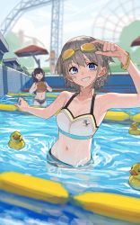 3girls ball beachball bikini blurry depth_of_field earrings goggles goggles_on_head grin highres holding holding_ball holding_goggles idolmaster idolmaster_shiny_colors izumi_mei jewelry lane_line looking_at_viewer mayuzumi_fuyuko midriff multiple_girls navel parasol partially_submerged pool rubber_duck serizawa_asahi smile solo_focus star_(symbol) star_earrings starting_block straylight_(idolmaster) swimsuit t_t two_side_up umbrella volleyball_(object) water_drop waterpark wristband zhili_xingzou
