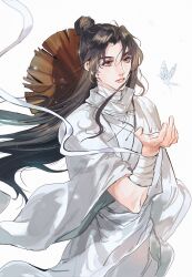 1boy bandaged_arm bandaged_neck bandages brown_eyes brown_hair bug butterfly chinese_clothes chinese_commentary eyelashes floating_clothes floating_hair glowing_butterfly hair_bun half_updo hand_up hanfu hat hat_on_back highres insect keru233 light_particles long_hair long_sleeves male_focus robe simple_background single_hair_bun solo straw_hat tianguan_cifu upper_body white_background white_butterfly white_hanfu wide_sleeves xie_lian