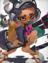 1girl black_shorts blue_hair commentary_request dark-skinned_female dark_skin full_body furrowed_brow gradient_hair headphones heavy_splatling_(splatoon) highres holding holding_weapon knees_together_feet_apart long_sleeves mepo_1 multicolored_hair nintendo octoling octoling_girl octoling_player_character open_mouth orange_eyes ponytail purple_hair shorts single_tooth smallfry_(splatoon) splatoon_(series) splatoon_3 suction_cups sweater teardrop teeth tentacle_hair two-tone_hair two-tone_sweater weapon white_background white_footwear