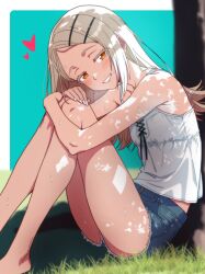 1girl absurdres bare_legs barefoot blonde_hair blush camisole colored_eyelashes denim denim_shorts fingernails flipped_hair gakuen_idolmaster grass hachi5238 heart highres idolmaster knees_up long_hair looking_at_viewer on_ground orange_eyes outdoors shinosawa_hiro shorts sitting smile solo white_camisole