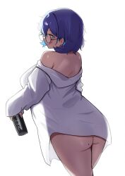 1girl :q ass blue_eyes blue_hair can from_behind glasses highres holding holding_can looking_at_viewer loose_clothes meru_(twt_zet) mole mole_on_ass original round_eyewear shirt short_hair simple_background sleeves_past_wrists solo tongue tongue_out white_shirt zet_(twt_zet)
