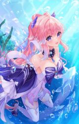 1girl :d black_shoes blue_sleeves blush breasts bubble chonako cleavage collarbone commentary_request detached_collar detached_sleeves full_body genshin_impact gloves hair_between_eyes highres long_hair looking_at_viewer medium_breasts open_mouth pink_hair purple_eyes sangonomiya_kokomi seaweed shoes short_shorts shorts sidelocks smile solo thighhighs underwater very_long_hair vision_(genshin_impact) white_gloves white_shorts white_thighhighs