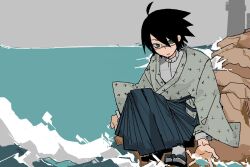 1boy black_hair blue_hakama closed_mouth glasses green_eyes grey_shirt grey_sky hair_between_eyes hakama japanese_clothes kimono kneeling layered_sleeves lighthouse long_sleeves male_focus ocean parted_bangs patterned_clothing rock sandals sayonara_zetsubou_sensei shirt short_hair sky socks solo water yonjyuukyuu049