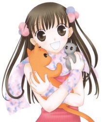 1girl arm_warmers brown_eyes brown_hair cat fruits_basket highres honda_tooru mouse_(animal) smile sohma_kyou sohma_yuki takaya_natsuki