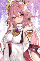 1girl absurdres animal_ears back_bow bare_shoulders blush bow breasts closed_mouth detached_sleeves earrings fox_ears genshin_impact hair_between_eyes hair_ornament highres holding holding_brush jewelry large_breasts long_hair long_sleeves looking_at_viewer multicolored_eyes pale_skin pink_hair side_slit sideboob solo very_long_hair yae_miko yuzukiyuno_(yunmu_g)