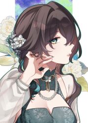 Rule 34 | 1girl, alternate costume, black hair, bracelet, breasts, cleavage, commentary, dress, facing to the side, flower, flower ornament, from side, green eyes, hair flower, hair ornament, honkai: star rail, honkai (series), jewelry, long hair, long sleeves, looking at viewer, necklace, pearl bracelet, pearl necklace, ruan mei (honkai: star rail), simple background, solo, tana (tanabio), upper body, white background, white flower