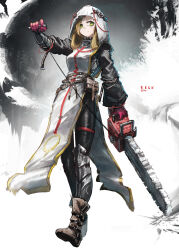 1girl absurdres arm_up artist_name black_pants black_shirt blonde_hair boots brown_boots chainsaw closed_mouth commentary english_commentary franlol full_body gloves green_eyes highres holding holding_chainsaw long_hair long_sleeves looking_at_viewer original pants red_gloves shirt solo standing tabard white_background white_tabard