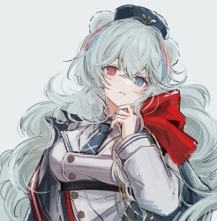 1girl 3_(sanyako1) arknights blue_eyes blue_hair blue_hat commentary crossed_bangs grey_background grey_hair hair_between_eyes hat heterochromia highres jacket light_smile long_hair long_sleeves looking_at_viewer multicolored_hair one-hour_drawing_challenge red_eyes red_hair rosa_(arknights) simple_background solo streaked_hair upper_body ursus_empire_logo wavy_hair white_jacket