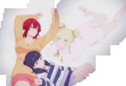 3girls absurdres aizawa_tomo alternate_hairstyle anime_screenshot bed blonde_hair carol_olston double_bun green_eyes gundou_misuzu hair_bun highres lying multiple_girls on_stomach purple_eyes purple_hair red_eyes red_hair smile stitched the_pose third-party_edit tomo-chan_wa_onna_no_ko